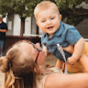 Meet your Posher, Mallory